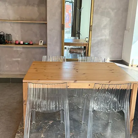 דירה Historic Beneath The Castle In The Old Centre לובליאנה