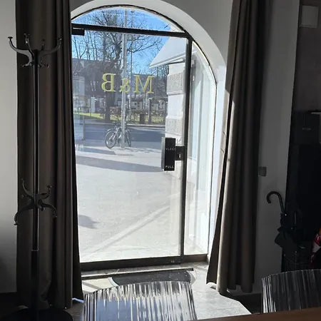 Historic Beneath The Castle In The Old Centre Apartment *